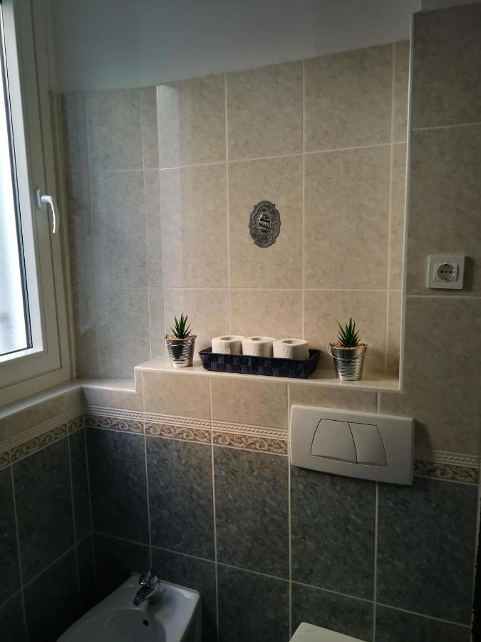 Apartma Rozi Koper Exteriör bild